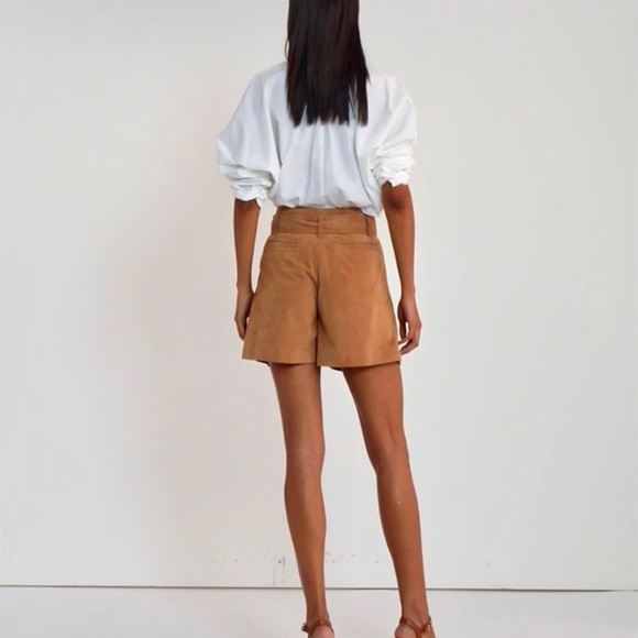 NWT Women’s Lauren Ralph Lauren Belted Suede Shorts Size 10 Light Brown - Picture 6 of 15